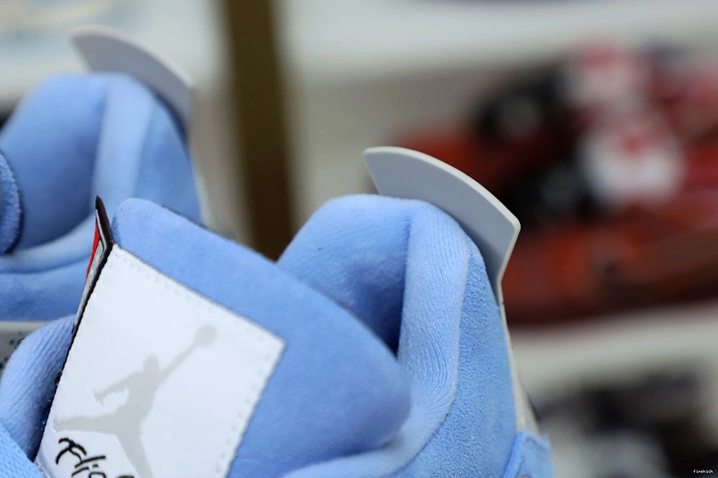 JORDAN BLUE AIR UNIVERSITY 4 0824